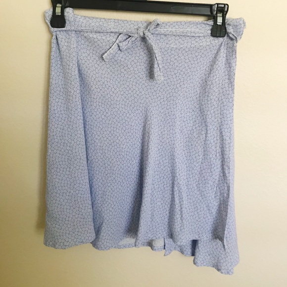 Brandy Melville Blue Floral Wrap Skirt - Picture 1 of 3